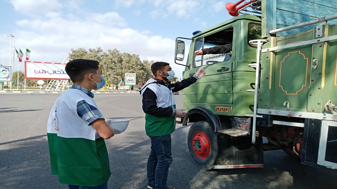 خدمات کریمانه خادمیاران رضوی در بم