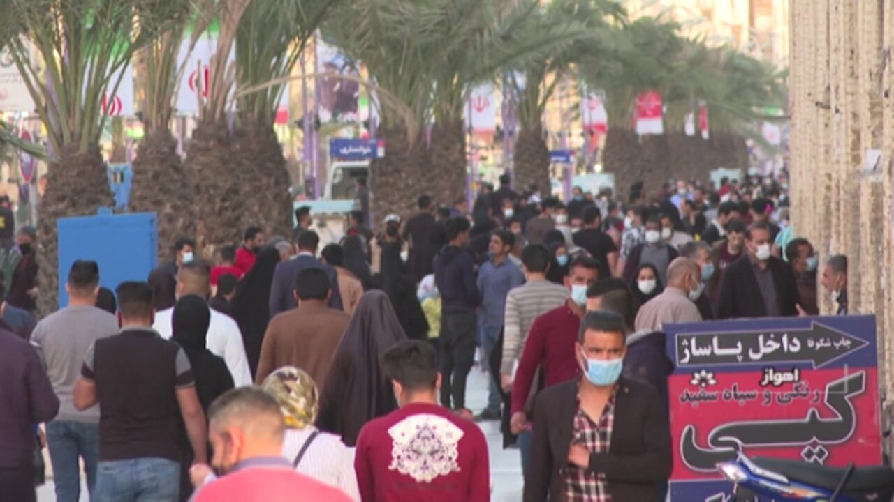 نقش پررنگ کرونای انگلیسی در شلوغی قبرستان‌های استان خوزستان + فیلم