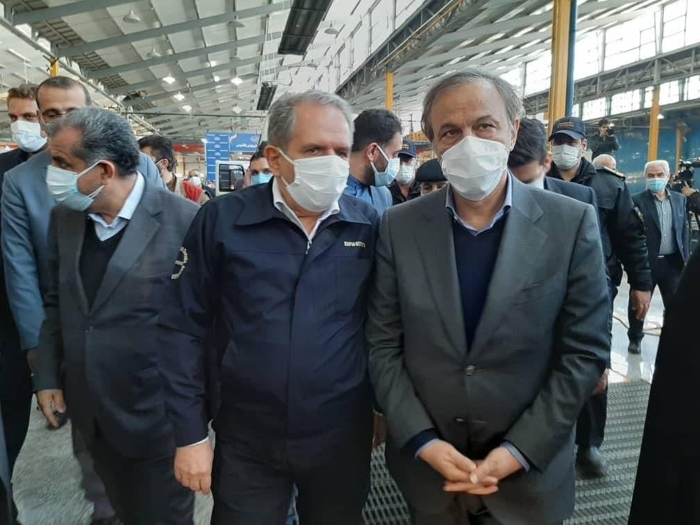 کامیونت ایرانی شیلر8 تن رونمایی و خط تولید انبوه مینی بوس پگاسوس افتتاح شد
