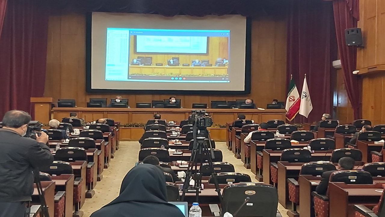 تفویض اختیار به فرمانداران در بحران کرونا