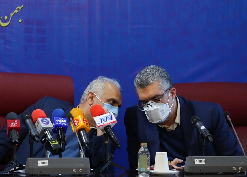 جمع شدن تجمعات سهامداران به شرط تشکیل کانون سهامداران حقیقی/ چه کسی سرانجام پاسخ گوی زیان سهامداران است؟