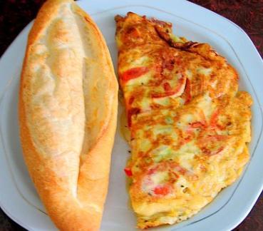 طرز تهیه املت فلفل و خامه