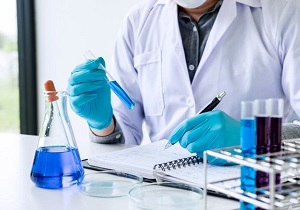 اشتغال ۳۰۰ آزمایشگر در دکل‌ها و آزمایشگاه‌های شرکت ملی حفاری