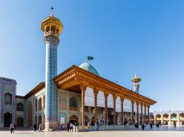 راه اندازی کارگاه تولید ماسک در حرم مطهر شاهچراغ (ع)