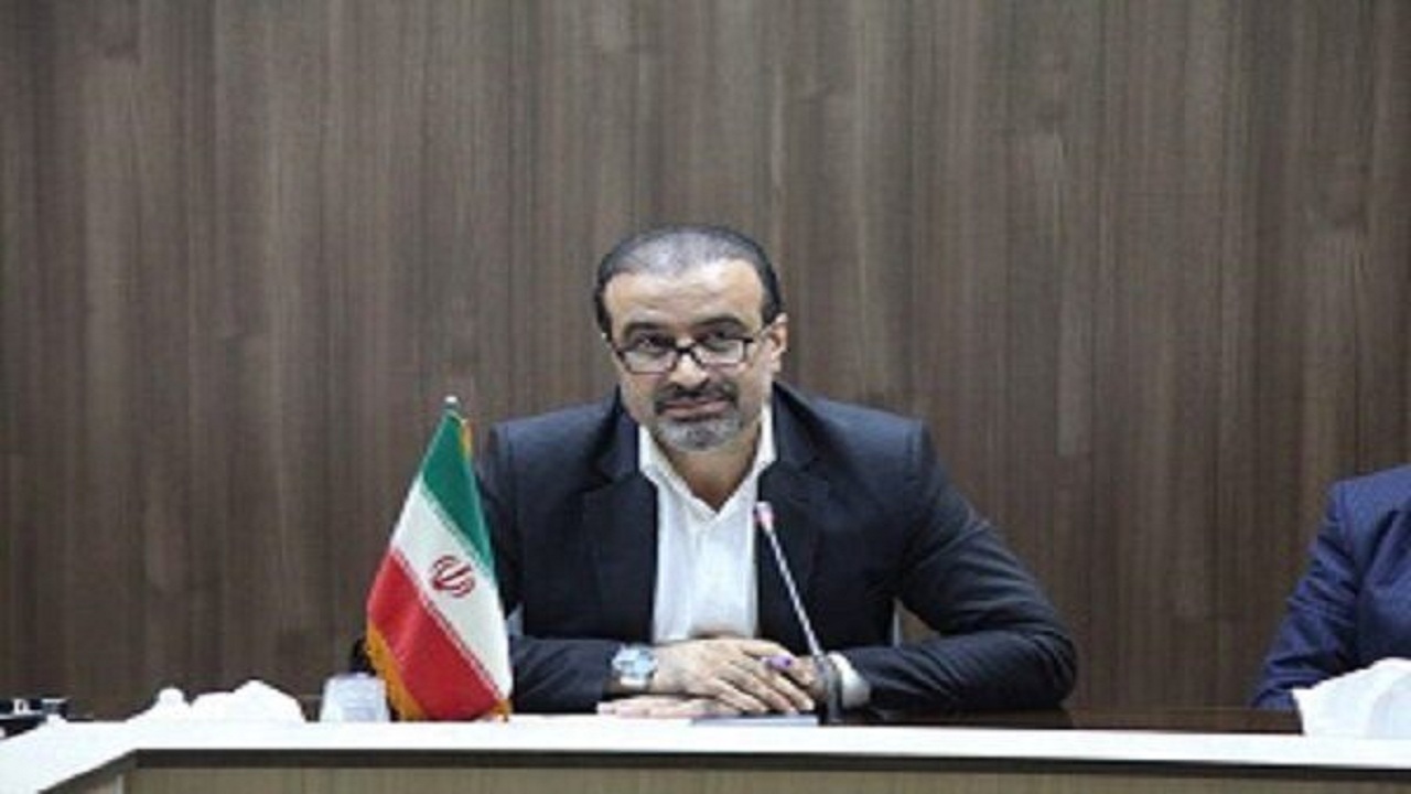 توزیع تدریجی ۶۰۰ هزار عدد ماسک در داروخانه‌های آذربایجان غربی