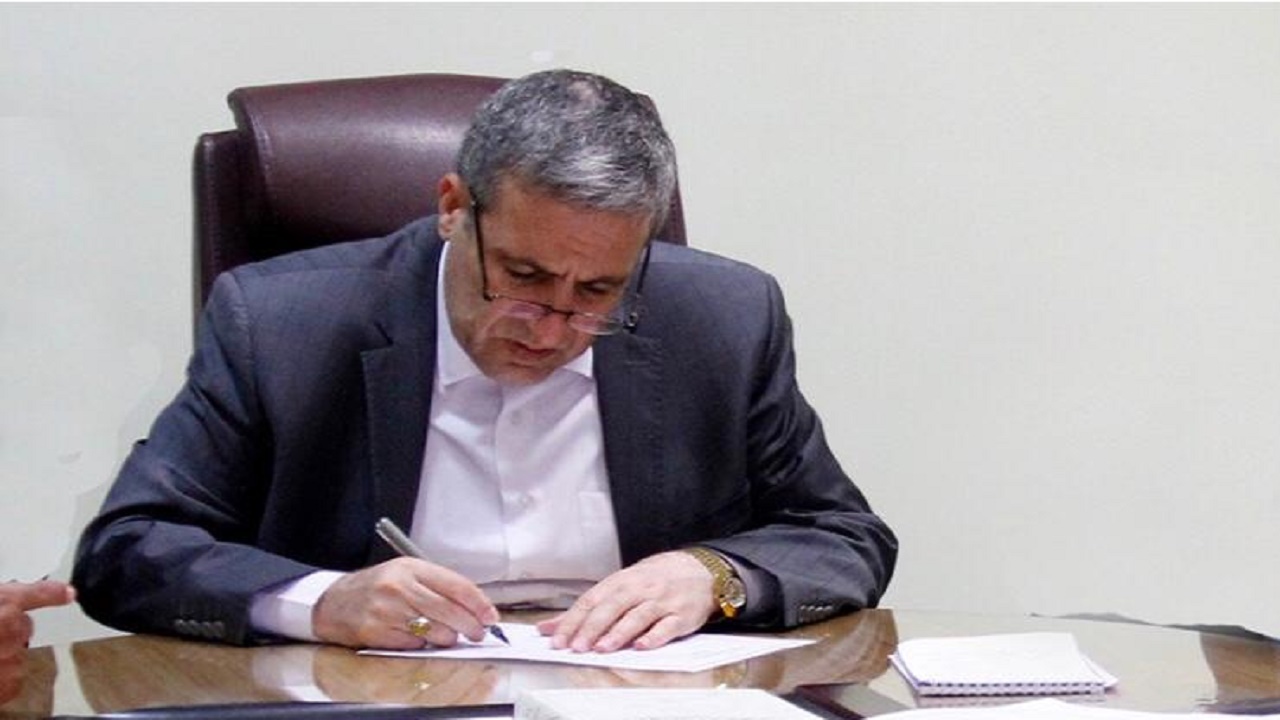استاندار بوشهر روز جهانی کارگر را تبریک گفت