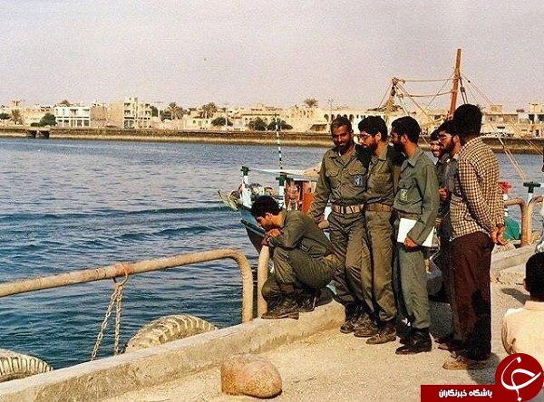 از تصویر دیده نشده&zwnj; از شهید حاج قاسم سلیمانی در سواحل خلیج فارس تا