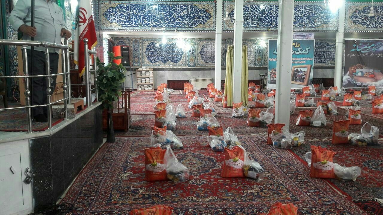 توزیع ۴۰۰ بسته سبد غذایی بین نیازمندان  شهرستان میامی