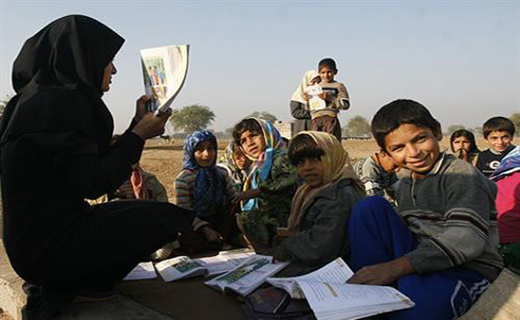 سایه محرومیت،چالشی بزرگ برای آموزش مجازی دانش آموزان سیستان و بلوچستان