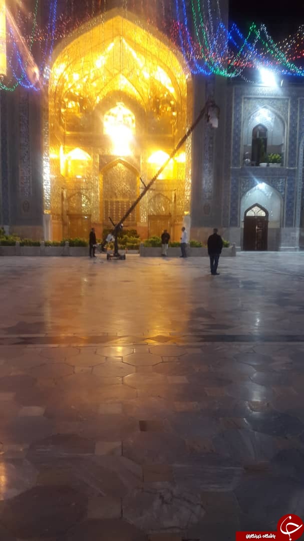 تصاویری از تلاش همکاران صداوسیمای خراسان رضوی در برنامه افطار و سحر از حرم مطهر رضوی