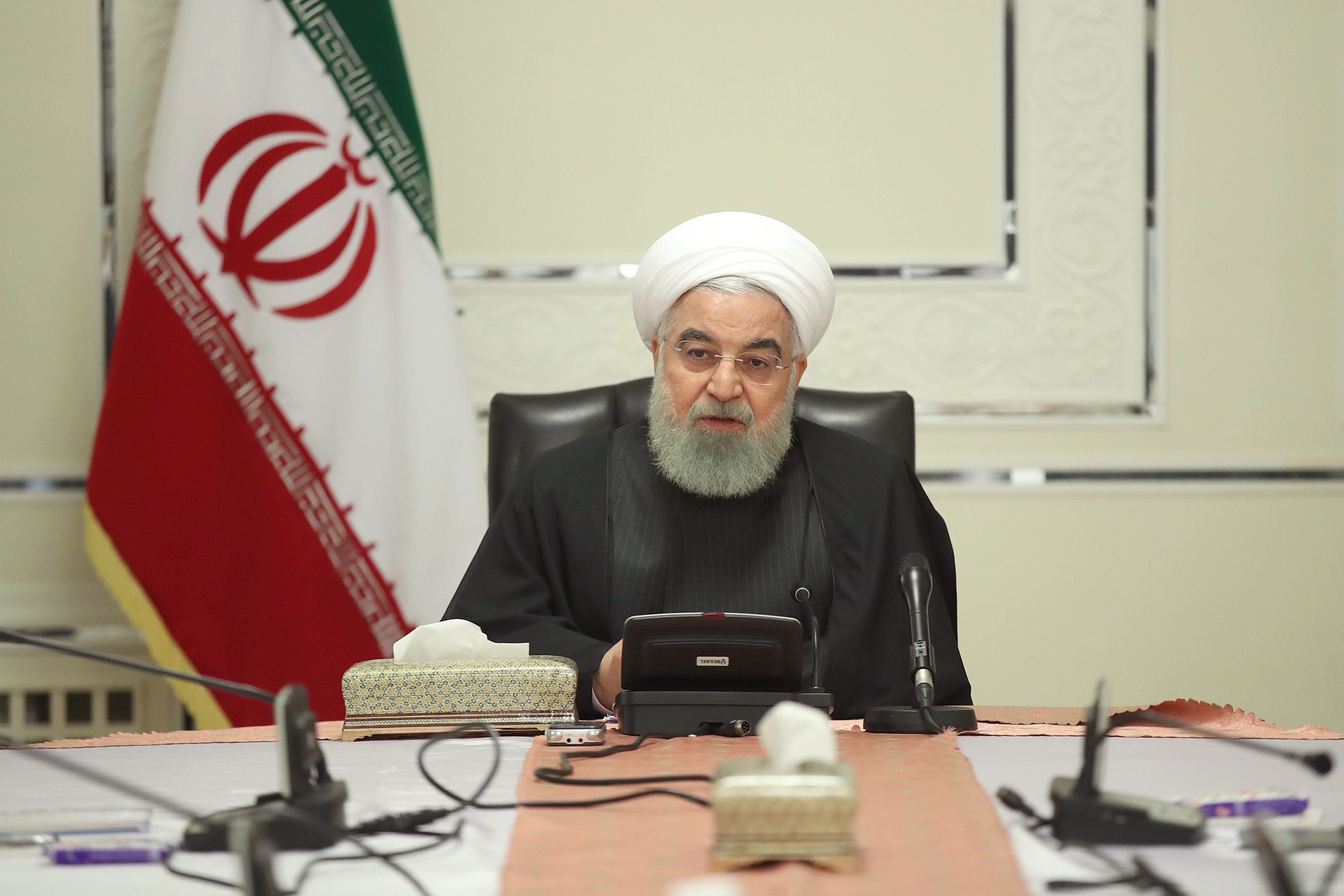 امیدواریم ظرف ۲ هفته آینده مشاغل و مراکز پررفت و آمد بازگشایی شود