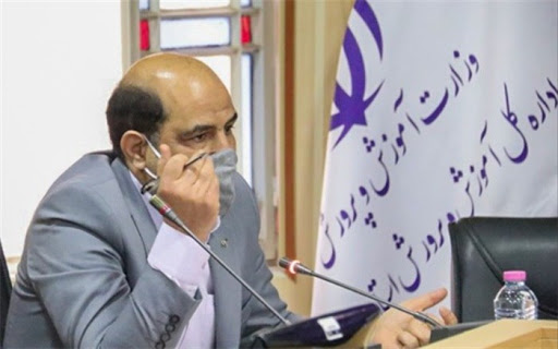 معلمان یزدی در بحران کرونا گل کاشتند