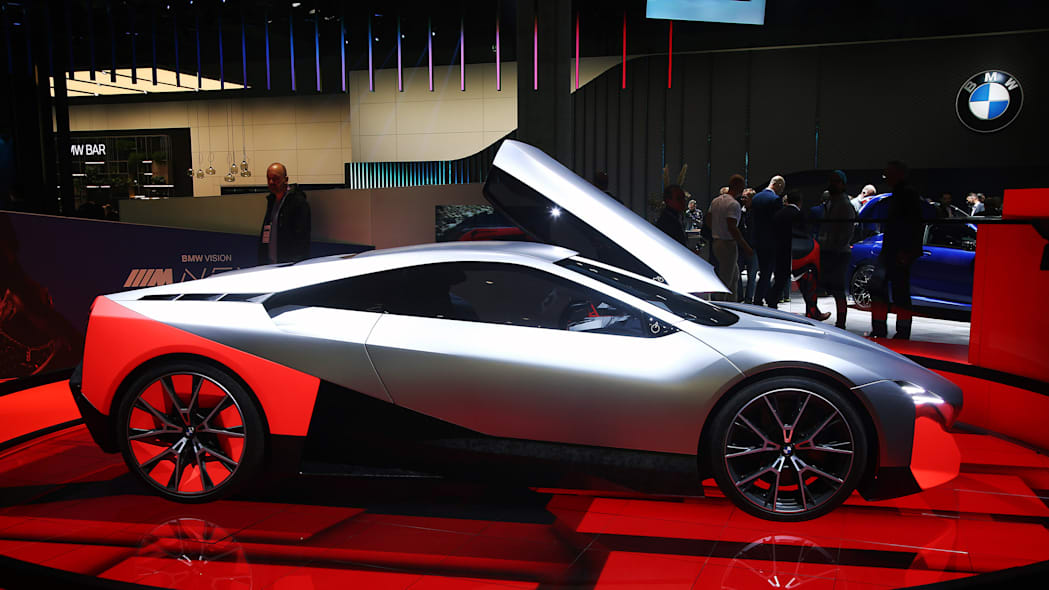 پرچمدار شرکت BMW تا سال 2024 به بازار میآید پرچمدار شرکت BMW تا سال 2024 به بازار میآید