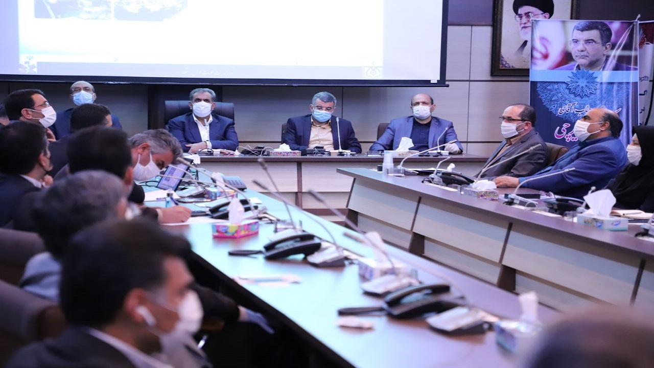 افراد مرتبط با بیماران کرونایی غربالگری شوند