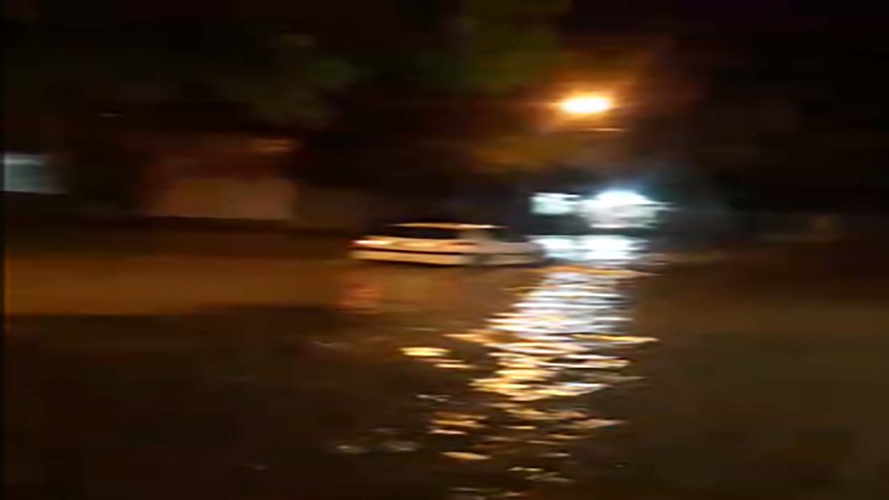 آبگرفتگی معابر در کرمان + فیلم