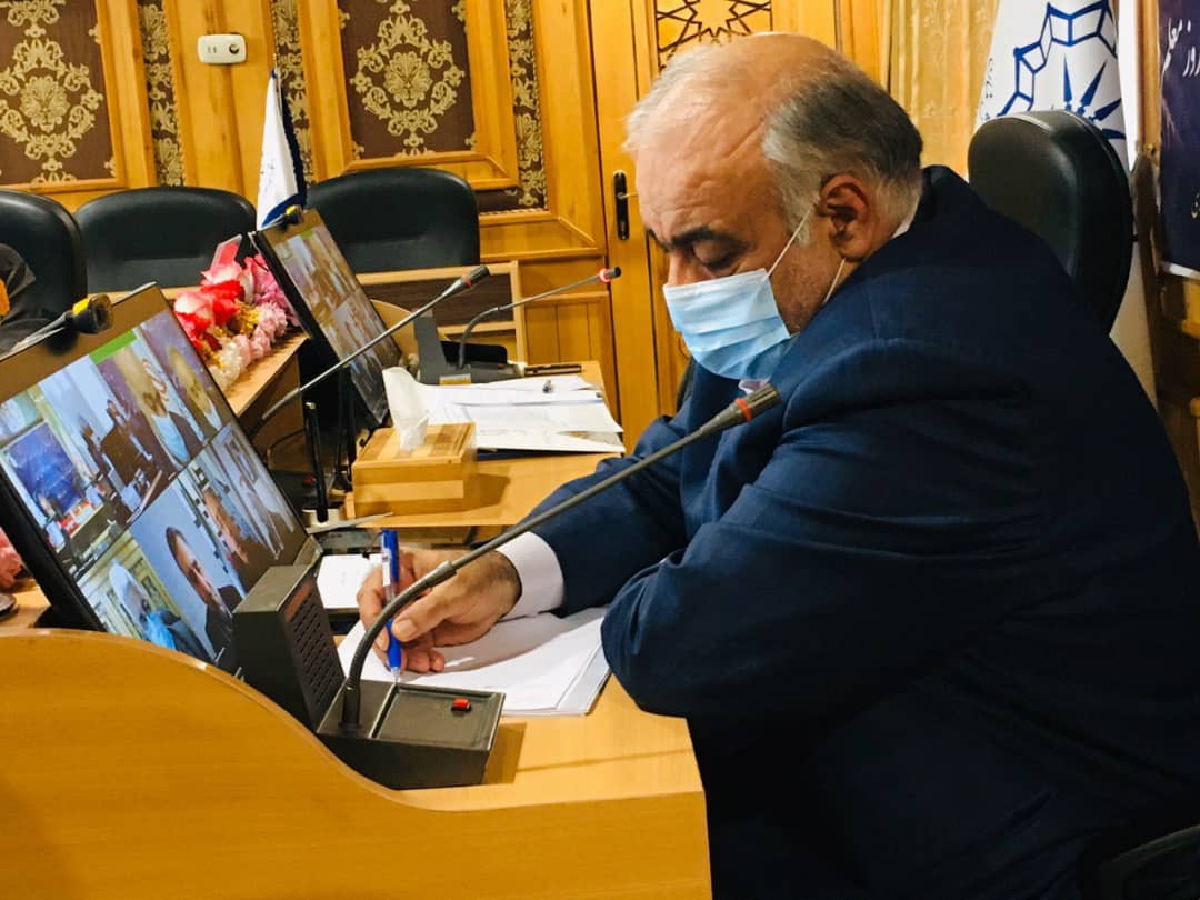 روزانه بیش از ۱۰۰ هزار ماسک در استان کرمانشاه تولید می‌شود