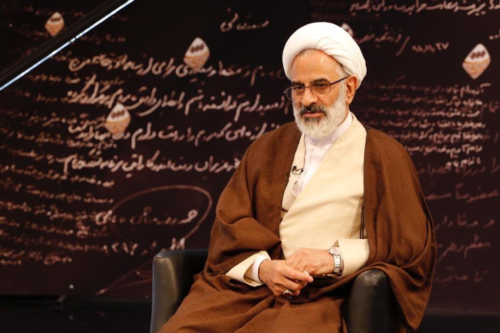 ناگفته‌های لحظه تدفین و تلقین «حاج قاسم» / تسلط بی‌نظیر سیدحسن نصرالله بر نقاط ضعف رژیم صهیونیستی/ ماجرای امداد‌ معنوی در زدن پهپاد آمریکایی