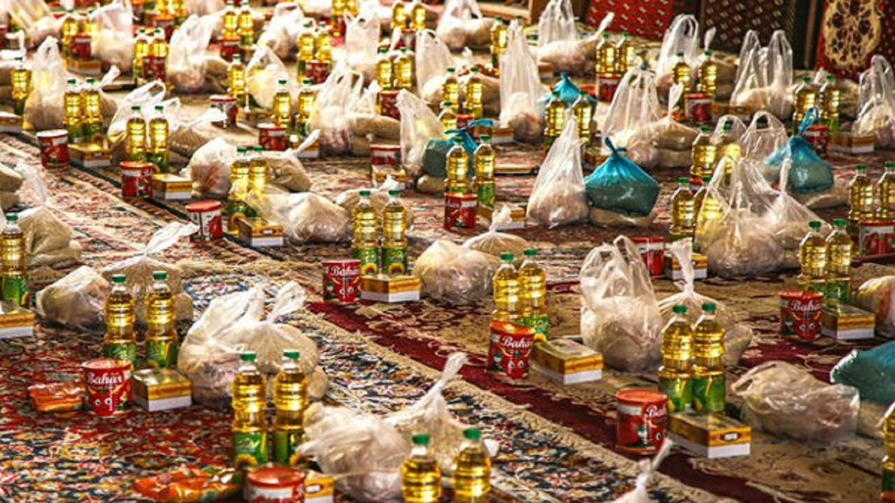 توزیع بیش از ۱۸ هزار بسته غذایی به نیازمندان کاشانی