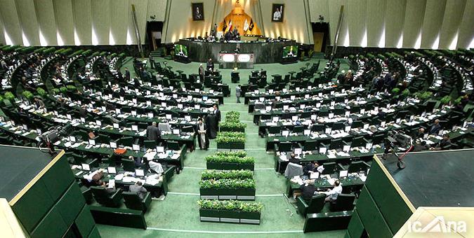برگزاری نشست اصولگرایان مجلس یازدهم/ رقابت قالیباف و حاجی بابایی برای ریاست پارلمان بعدی