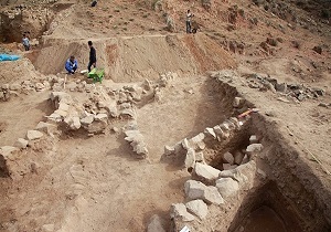 کاوش باستان شناسی در روستای احدبیگلوی گرمی آغاز شد