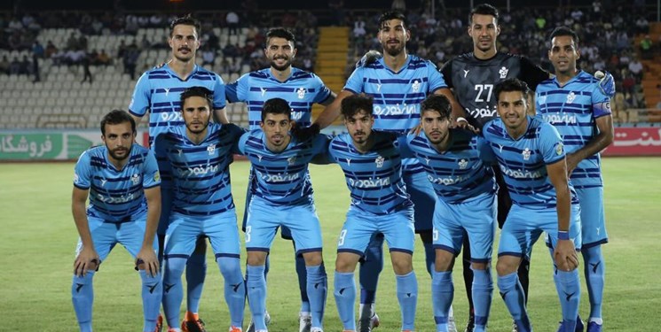 تماس بازیکنان پیکان با گرشاسبی بر سر مشکلات مالی
