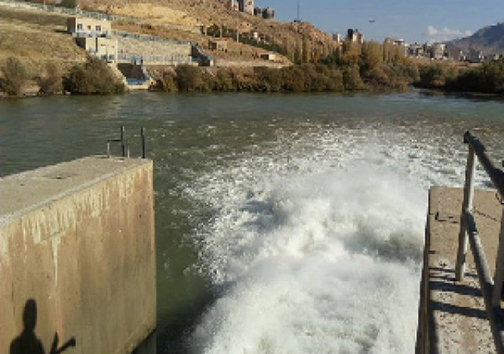 کاهش ۵۰ درصد حجم خروجی آب از دریاچه سد مهاباد