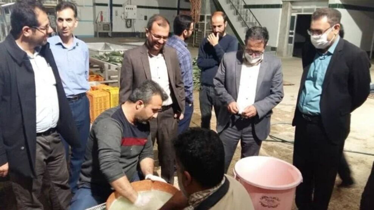نوع دوستی خیران لارستانی در شرایط کرونایی
