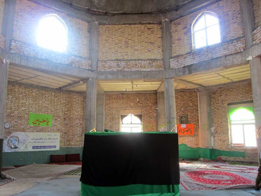 امامزاده هادی و زینب علیهم السلام، نگینی بر فراز روستای کاستان
