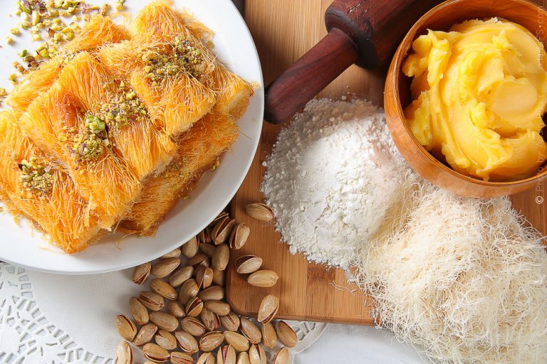 ۱۰ غذا و دسر مخصوص ماه رمضان از سراسر دنیا ۱۰ غذا و دسر مخصوص ماه رمضان از سراسر دنیا