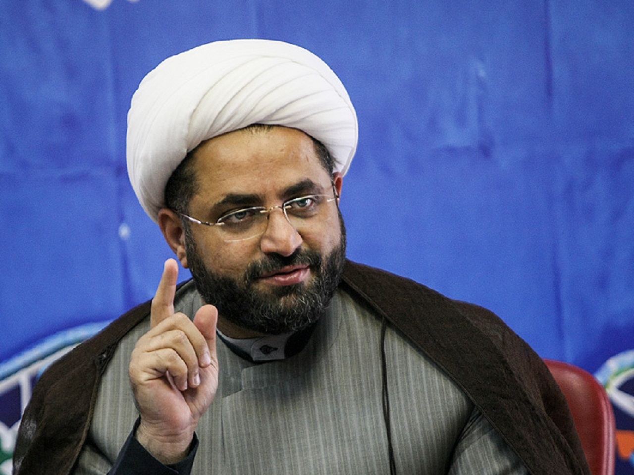 واکنش محمد برمایی به حواشی اخیر درباره رنگ لباسش