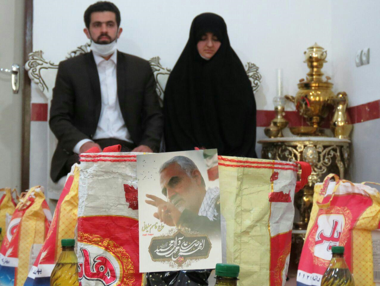 متفاوت&zwnj;ترین جشن عروسی در عصر کرونا/ تقسیم شادی با آرزوی لبخند رضایت آقا