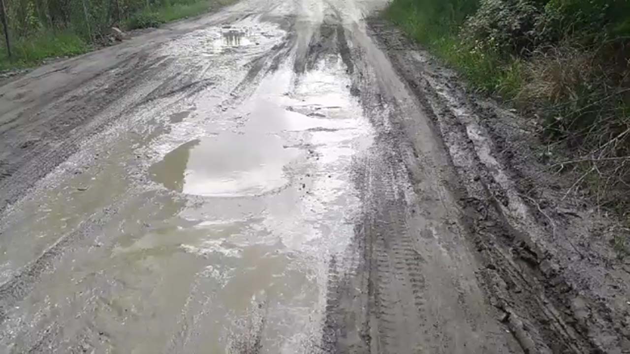 وضع نامناسب جاده در روستای کوله‌هرد + فیلم