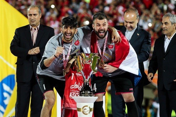 عملکرد درخشان رادو نسبت به بیرانوند