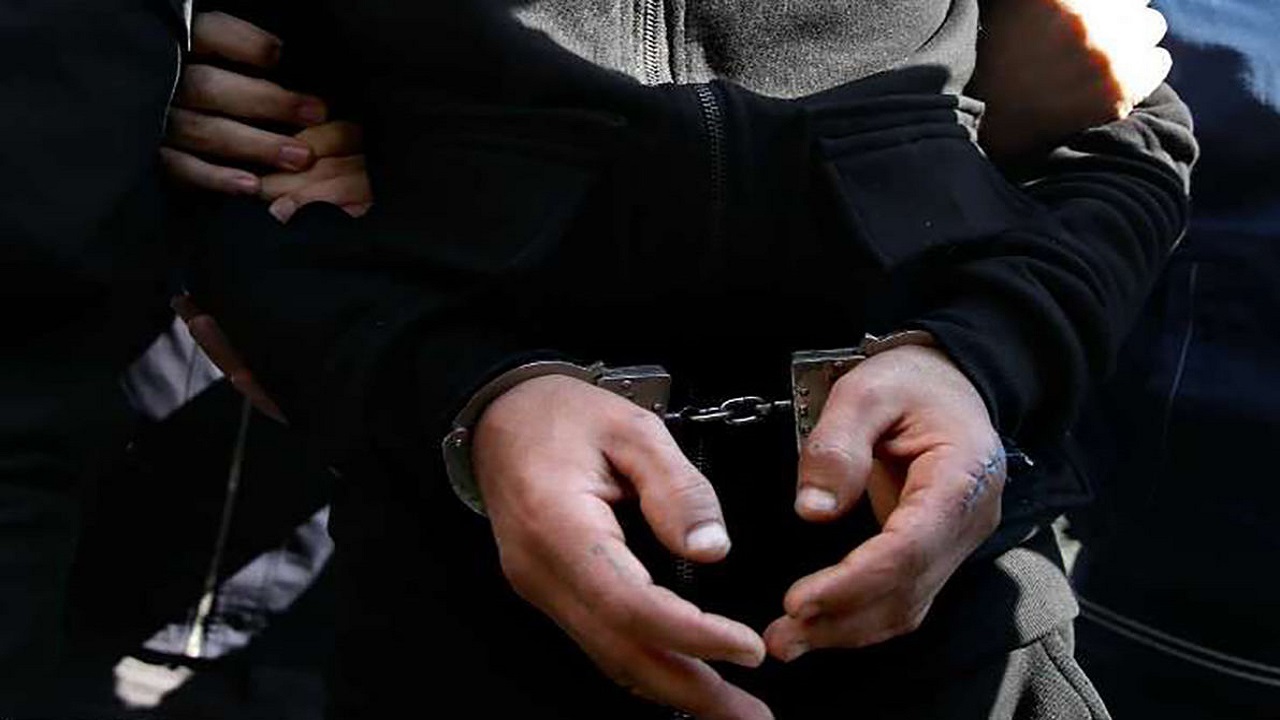 دستگیری قاتل فراری پس از ۳۰ ماه زندگی پنهانی
