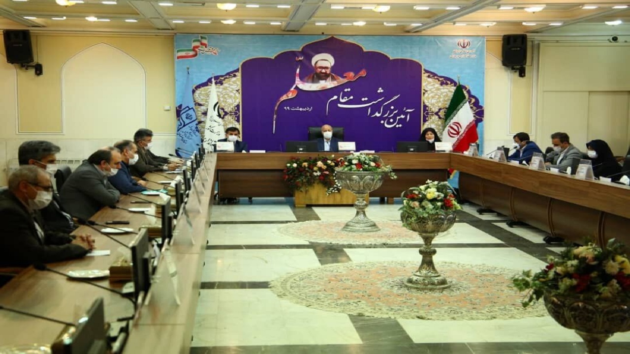 بیماری کرونا استفاده از ظرفیت فضای مجازی در بحث آموزش را تسریع بخشید