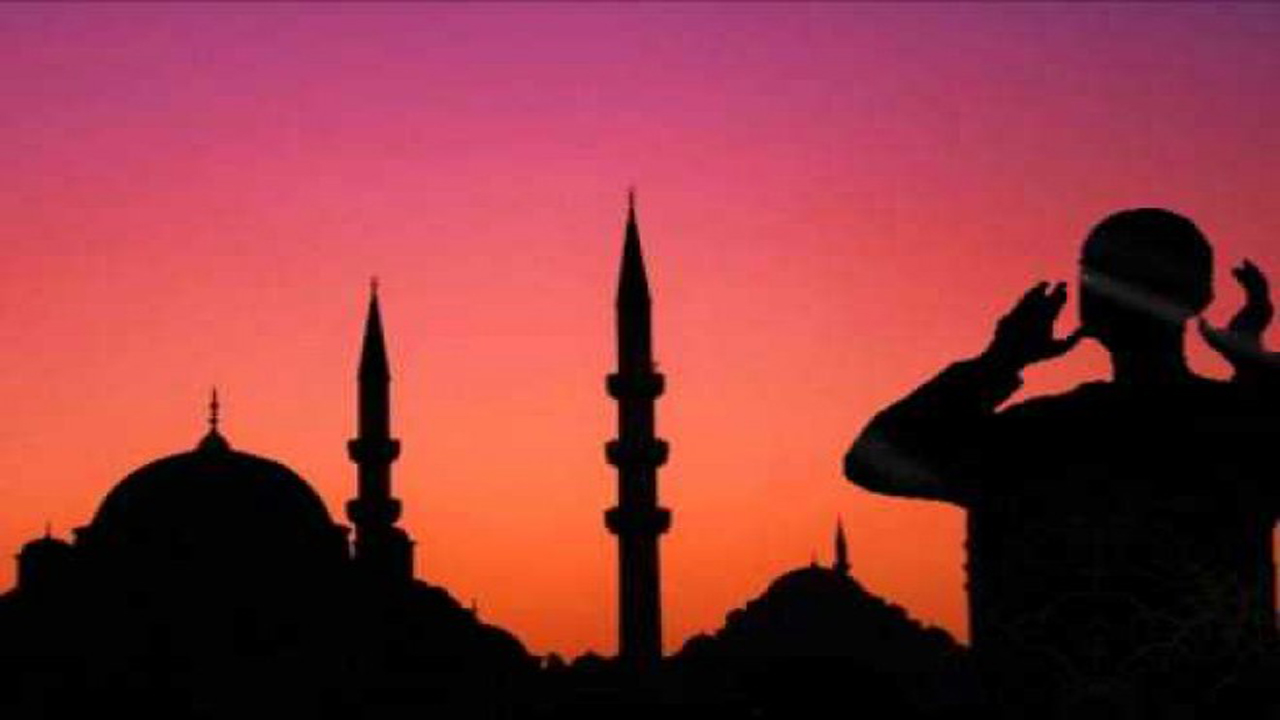 اشتباهی بزرگ در یک برنامه تلویزیونی عامل باطل شدن روزه مردم!