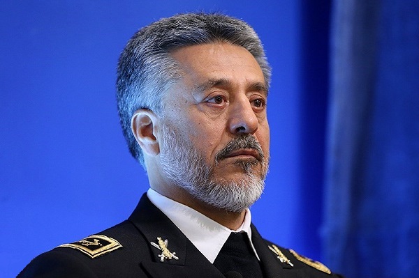 امیر دریادار سیاری انتصاب معاون طرح و برنامه و بودجه ستاد کل نیرو‌های مسلح را تبریک گفت