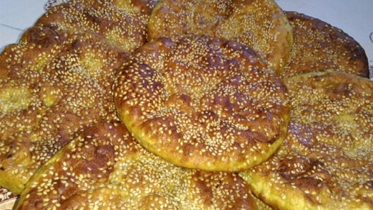 گرده نان محلی