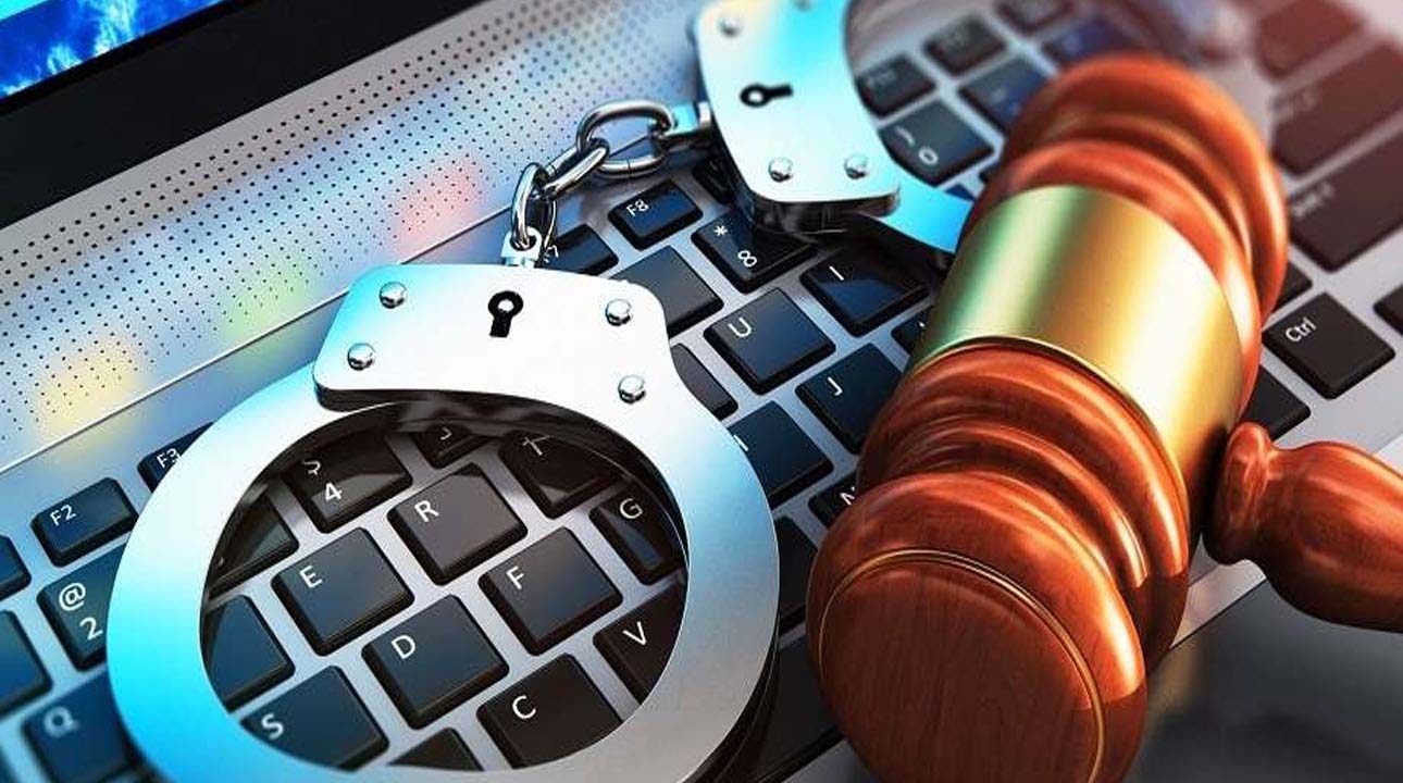 ۴ جرم بزرگ در فضای سایبری / مراقب کلاهبرداری‌های اینترنتی در روز‌های کرونایی باشید