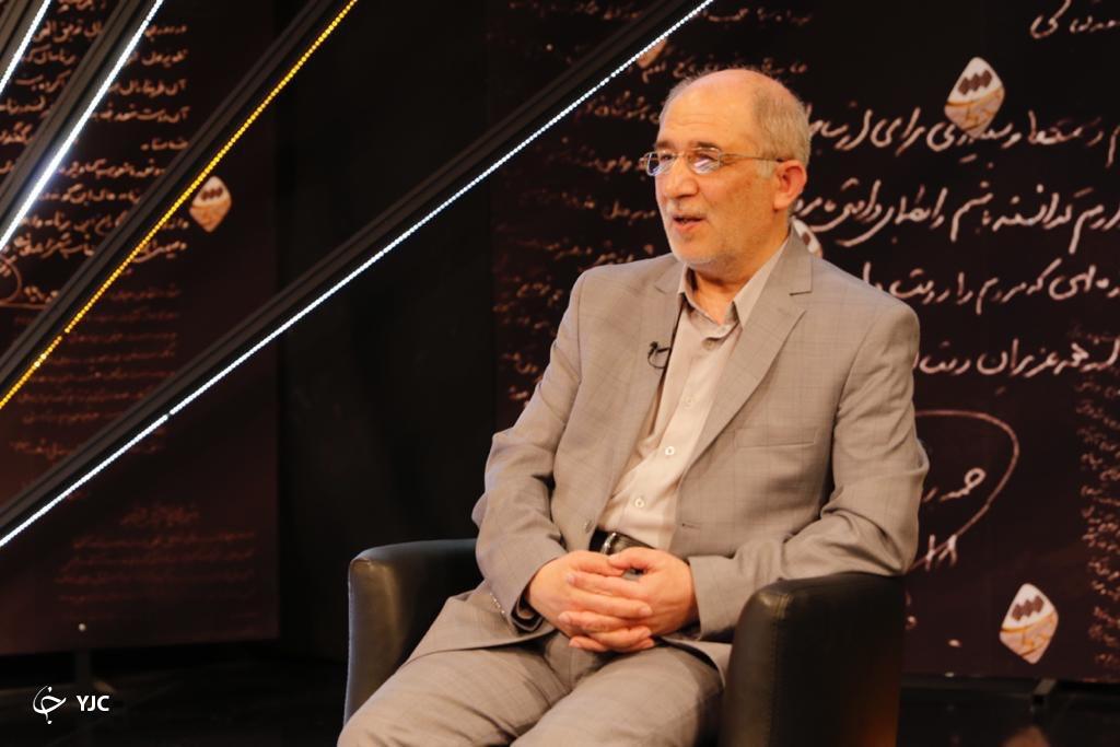 ناگفته‌های جلسه با امام (ره) درباره ادامه جنگ پس از آزادی خرمشهر/ آمریکایی‌ها حتما از منطقه خواهند رفت/ چین اولویت فعلی آمریکاست