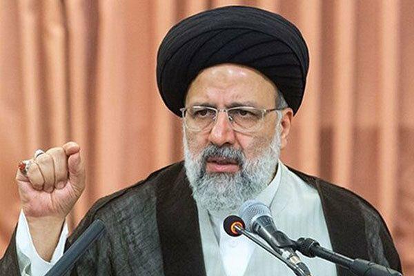 انتظار ۹ ماهه مشتریان برای تحویل خودرو&zwnj;های پیش فروش شده/ تعزیرات حکومتی: تحریم بهانه شرکت&zwnj;های خودروساز برای عدم تحویل خودرو است