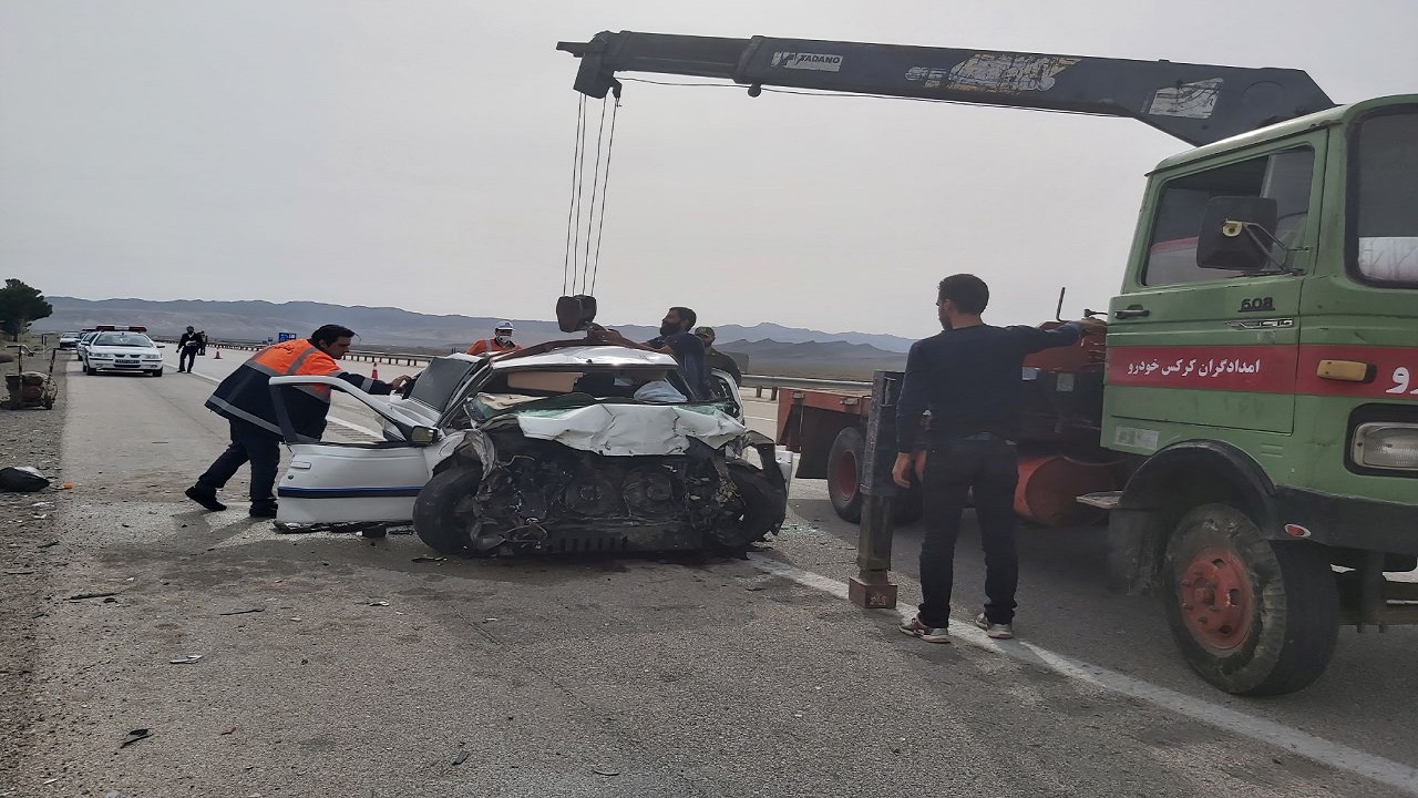 چهارکشته و مصدوم بر اثر برخورد سواری پژو پارس با یک دستگاه کامیون