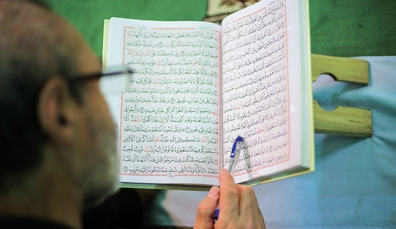 گذری بر نکات مهم جزء چهاردهم قرآن/ ابزار شیطان برای انحراف انسان