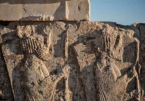سایه گلسنگ&zwnj;ها بر پیکره عظیم&zwnj;ترین بنای سنگی جهان