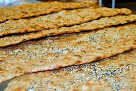 توزیع ۵۰ هزار قرص نان صلواتی در گلوگاه