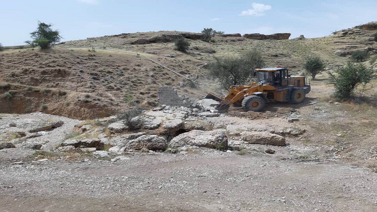 حدود ۶۳ هکتار از اراضی ملی در زاهدان رفع تصرف شد
