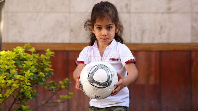 پیام جالب ستاره تنیس جهان برای آرات حسینی
