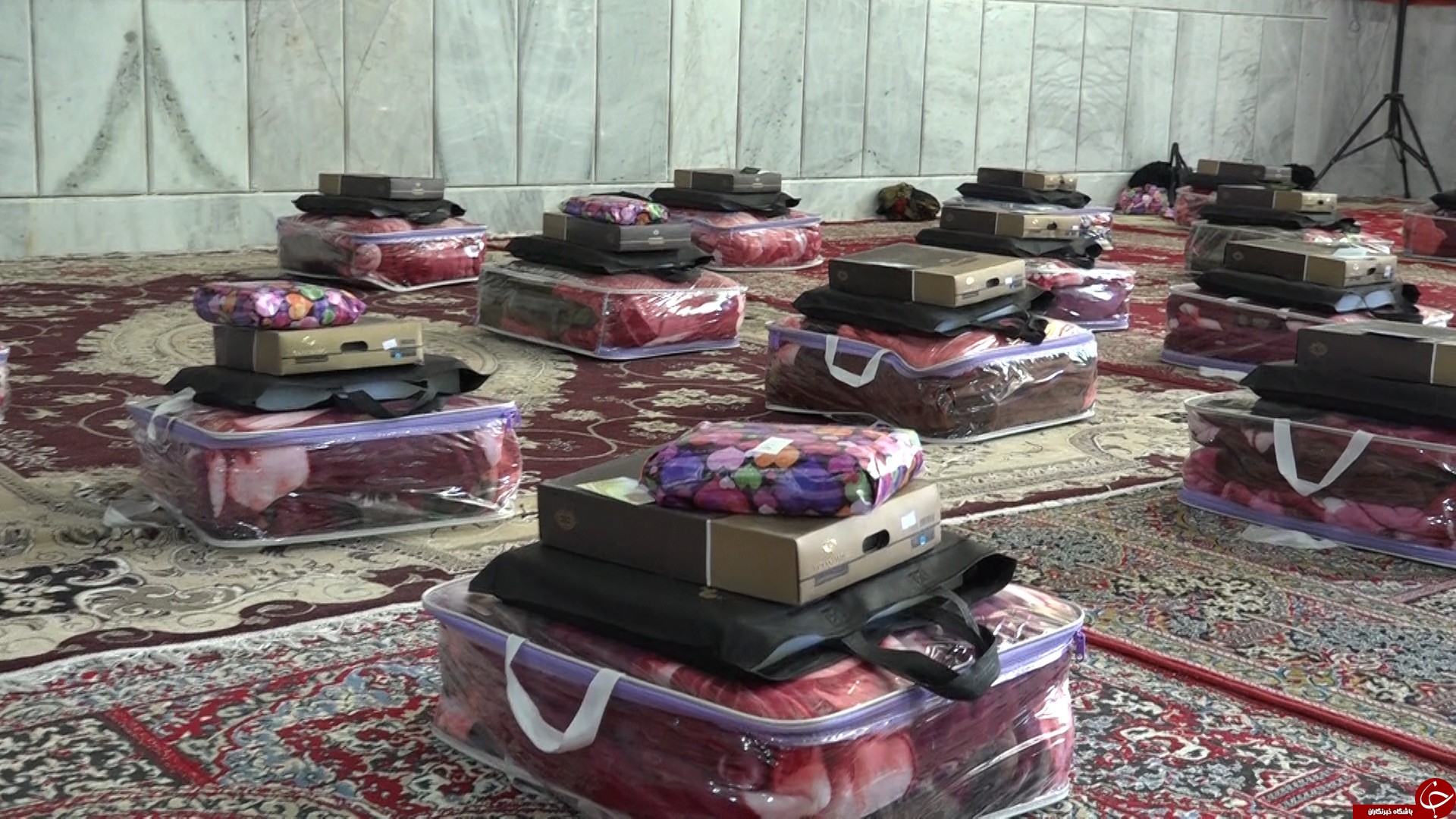 برگزاری جشن ازدواج ۴۰ زوج فهرجی+ عکس