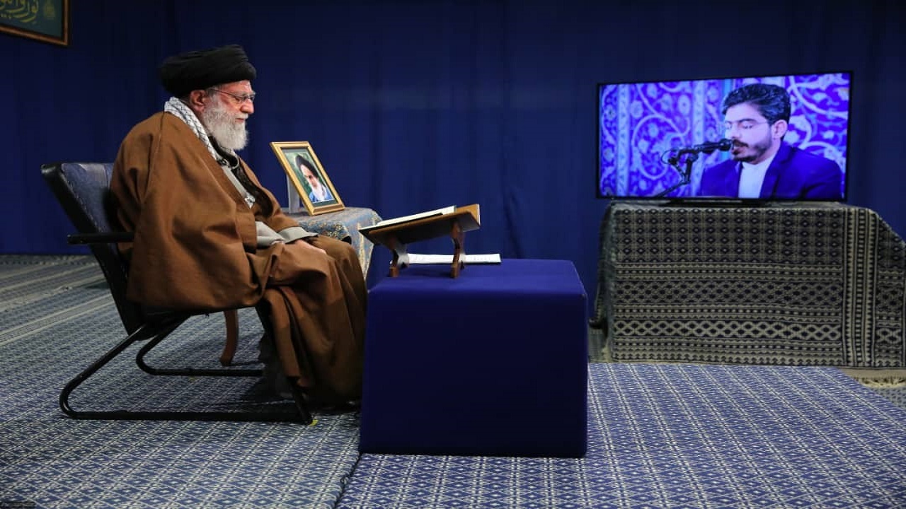 ناگفته های شنیدنی از تلاوت قاری مشهدی/ اتفاق جالبی که موجب تحسین مقام معظم رهبری شد