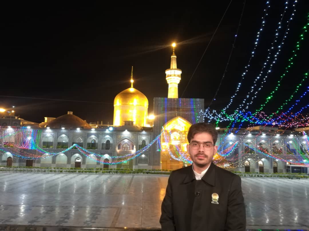 ناگفته های شنیدنی از تلاوت قاری مشهدی/ اتفاق جالبی که در این محفل قرآنی موجب تحسین رهبری شد